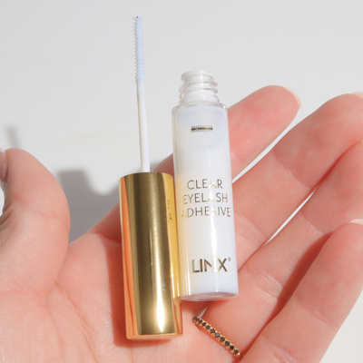 clear DIY lash glue for at home lash extensions